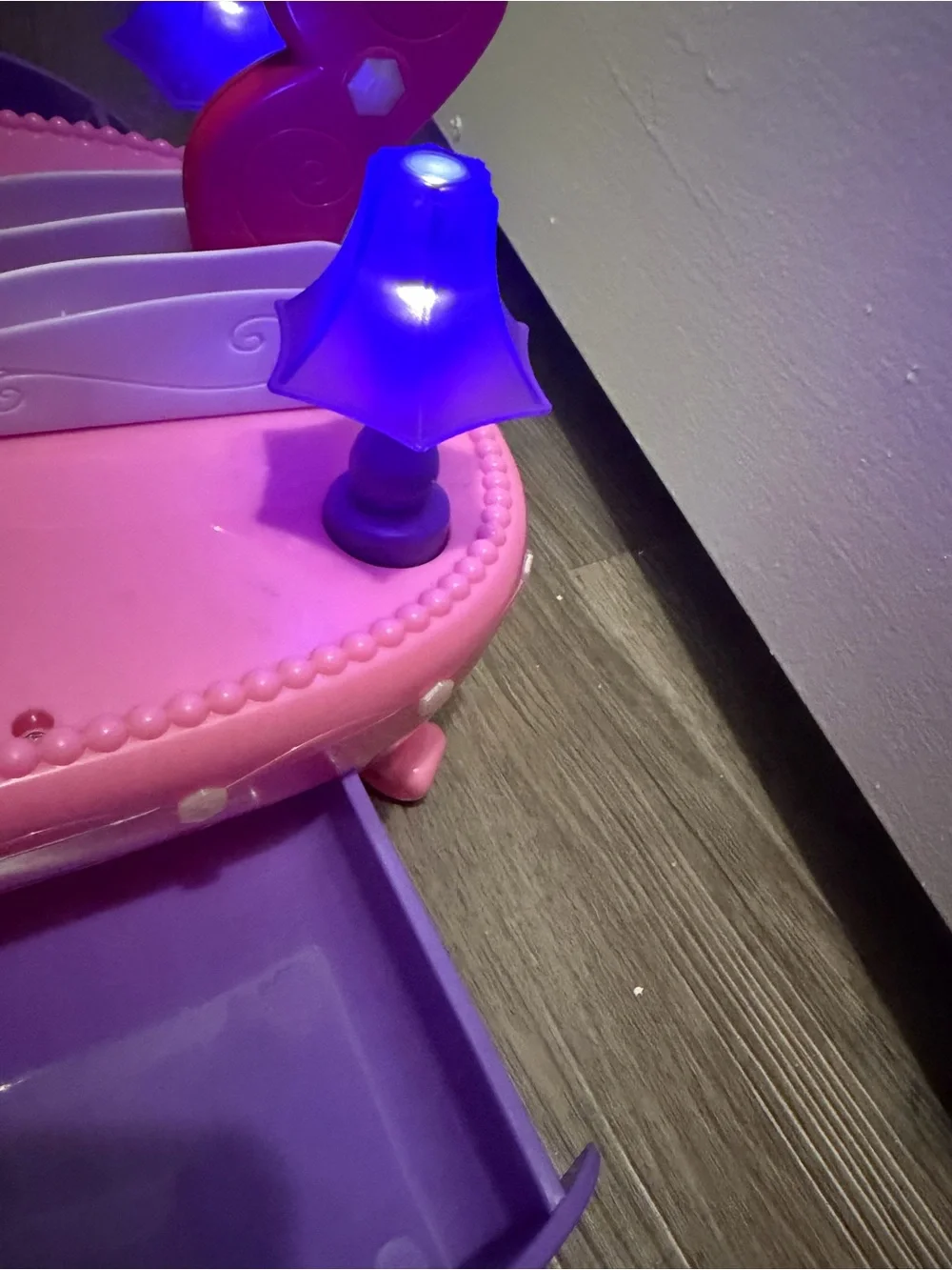 Light Up Pink & Purple Princess Vanity Playset - Kids Makeup Mirror